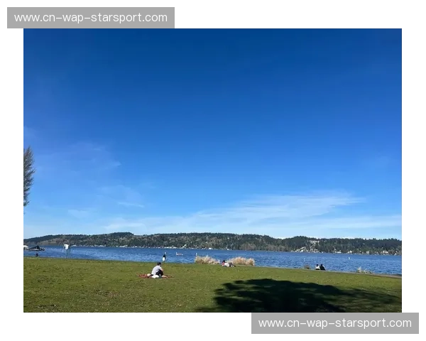 太平洋的风，吹过天使之城与翡翠之境：一场关于洛杉矶与西雅图的灵魂博弈